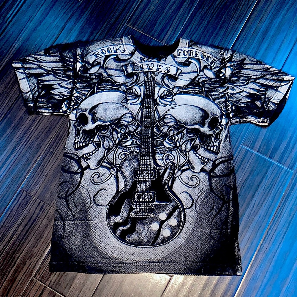 Full Print Grunge Rock Tshirt